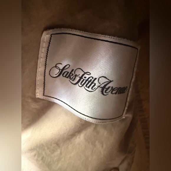 Vintage Saks Fifth Avenue Tan Trench Coat with Belted Waist - Picture 8 of 9